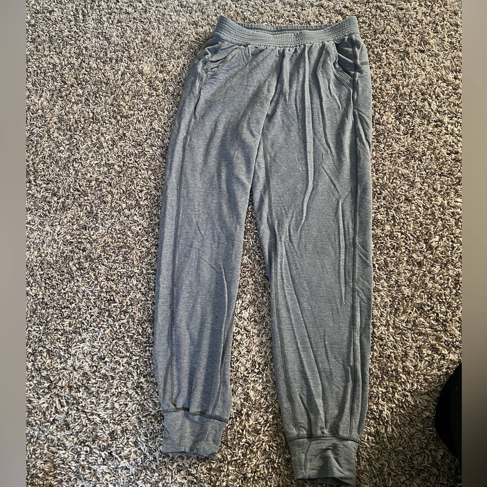 Lululemon gray joggers